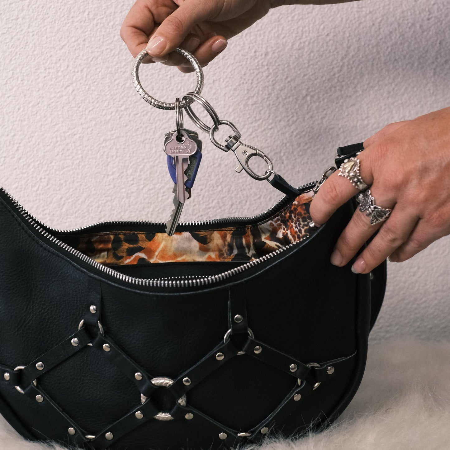 VIPER Cross Body Bag