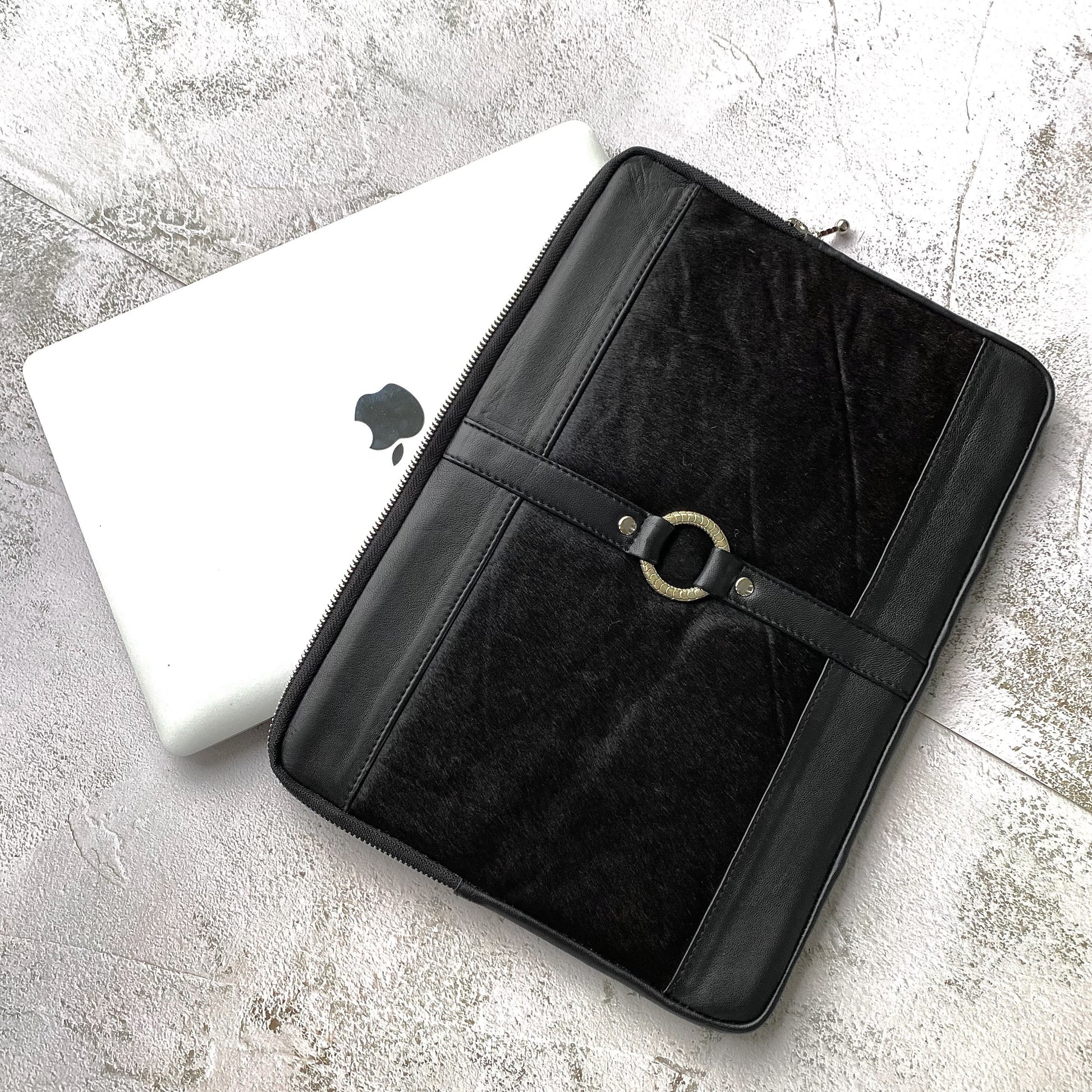 Sleek, sexy and slimline black leather laptop bag with silver hardware, silver details, zip pocket, zip closure, designer, apple, macbook, ipad.